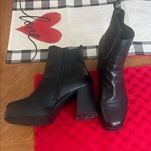 True Craft Black Heeled Boots